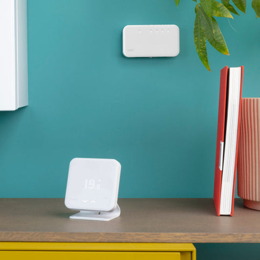 Wireless Smart Thermostat Starter Kit V3+ with Hot Water Control (S- & Y-Plan)